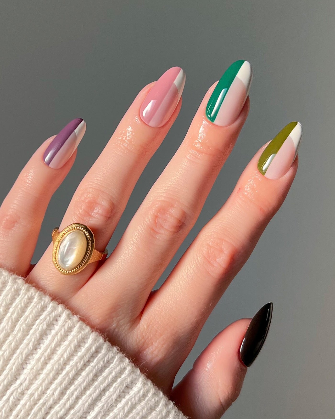 Gender reveal nails are now a thing